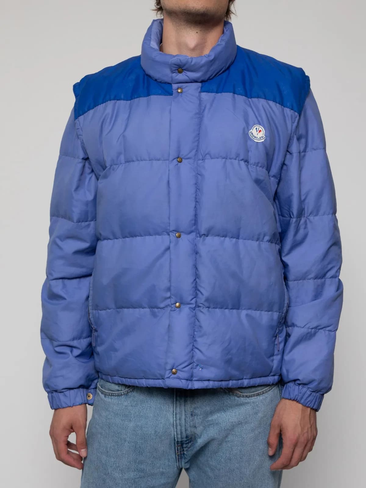 Early 80's puffer coat with removing sleeves, zipper and buttons closure and pull cord cinching - Classe 3 - Image 1