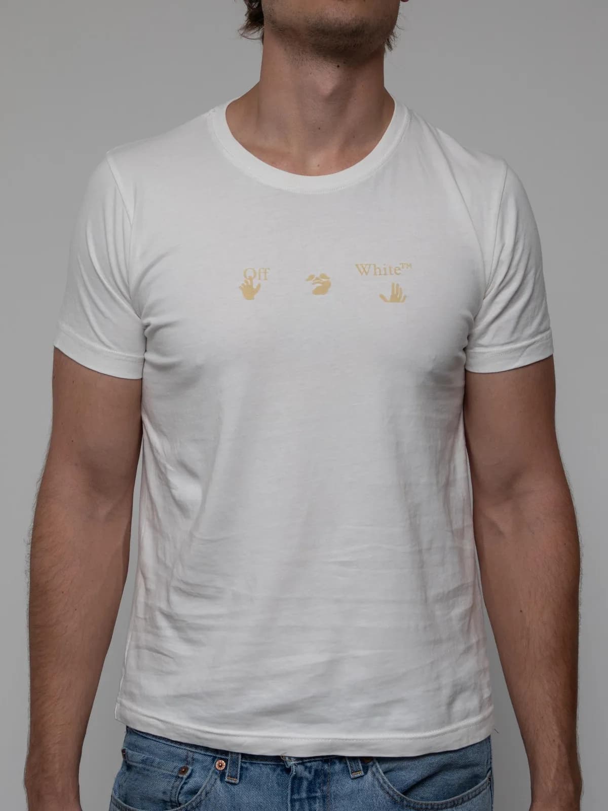 Late 00's white crew neck short sleeve t-shirt with cream applique Off White logo across the chest - Image 1