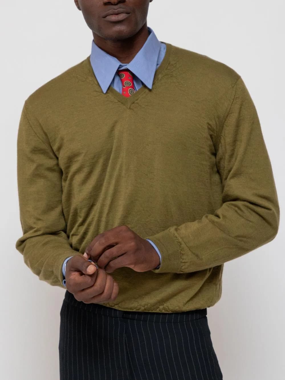 Late 90's camel coloured cashmere and silk v-neck sweater - Image 1